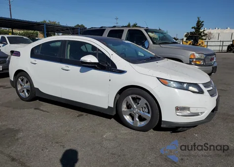 2012 Chevrolet Volt z USA, uszkodzony, nr VIN 1G1RH6E4XCU121333